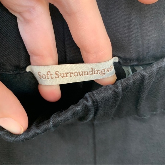 Soft Surroundings Black Tapered Leg Stretch Pants Size S - Picture 2 of 6